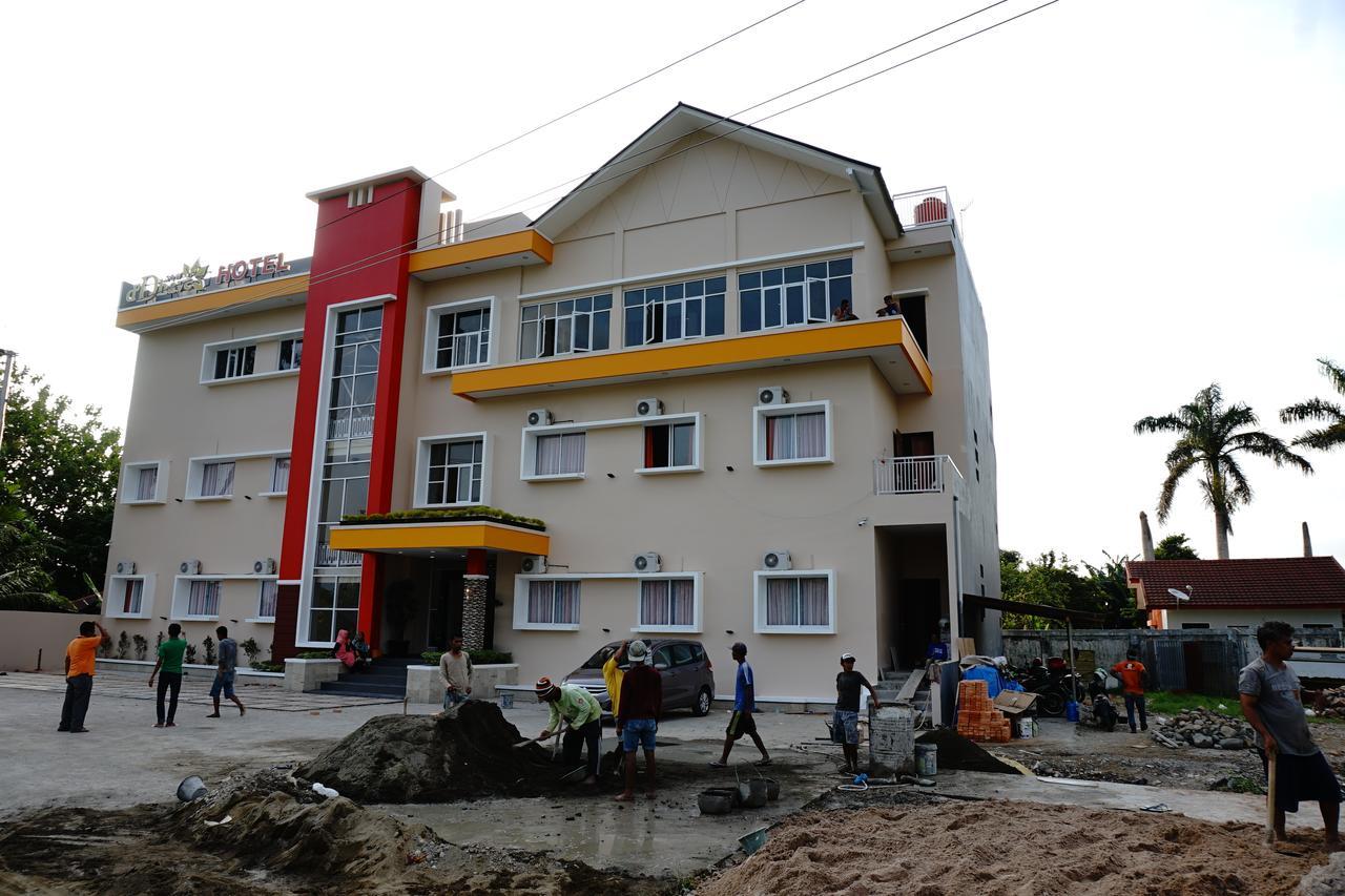 New D'Dhave Hotel Padang  Exterior photo